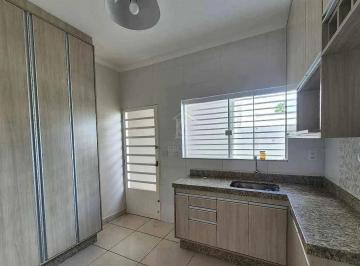 Casa · 2 Quartos · 2 Vagas · Casa em Alto Cafezal, Marília/SP de 0m² 2 quartos para locação R$ 2.000,00/mes