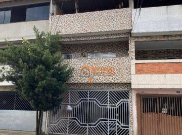 Casa · 250m² · 7 Quartos · 2 Vagas · Sobrado em Jardim Presidente Dutra, Guarulhos/SP de 250m² 7 quartos à venda por R$ 373.000,00