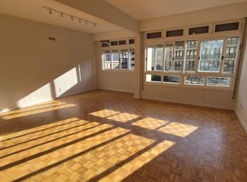 Apartamento · 95m² · 2 Quartos · 1 Vaga · Apartamento 2 dormit, suíte e vaga