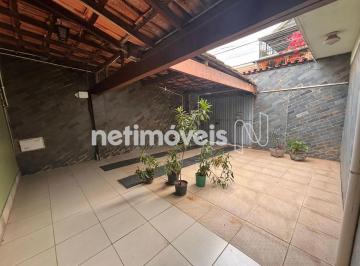 Garagem · Casa de 4 quartos com 2 suítes à venda