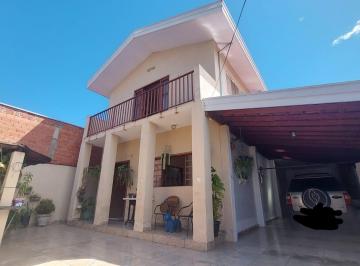 Casa · 180m² · 4 Quartos · 5 Vagas · Casa em Jardim Ipê III, Mogi Guaçu/SP de 180m² 4 quartos à venda por R$ 450.000,00