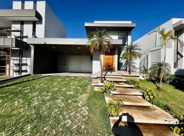 Casa · 250m² · 3 Quartos · 4 Vagas · Casa em Centro, Marília/SP de 250m² 3 quartos à venda por R$ 825.000,00