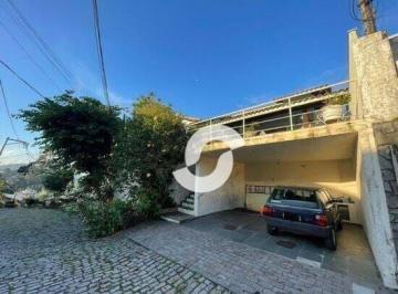 Casa · 207m² · 5 Quartos · 4 Vagas · Casa em Badu, Niterói/RJ de 207m² 5 quartos à venda por R$ 820.000,00