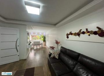 Casa · 260m² · 4 Quartos · 3 Vagas · Sobrado em Jardim Eusonia, Guarulhos/SP de 260m² 4 quartos à venda por R$ 1.250.000,00