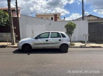 Casa · 143m² · 4 Quartos · 2 Vagas · Casa à venda, 143 m² por R$ 215.531,18 - Córrego dos Peixes - Batatais/SP