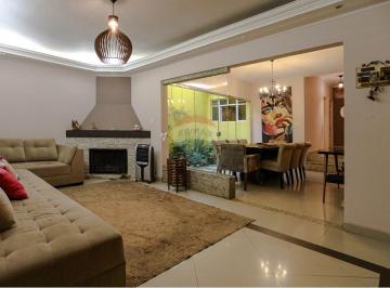 Casa · 225m² · 4 Quartos · 3 Vagas · Casa em Vila Suissa, Mogi das Cruzes/SP de 225m² 4 quartos à venda por R$ 839.000,00