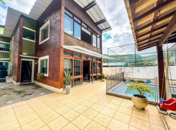 Casa · 245m² · 4 Quartos · 3 Vagas · Casa em São Francisco, Niterói/RJ de 245m² 4 quartos à venda por R$ 1.390.000,00