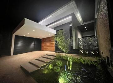 Casa · 250m² · 3 Quartos · 4 Vagas · Casa em Centro, Marília/SP de 250m² 3 quartos à venda por R$ 1.390.000,00