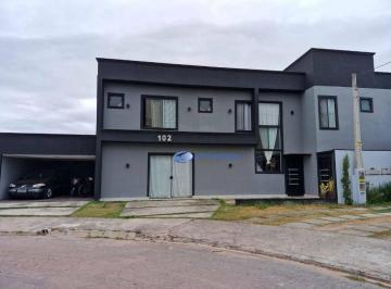 Casa · 230m² · 3 Quartos · 2 Vagas · Sobrado em Jardim Jacinto, Jacareí/SP de 230m² 3 quartos à venda por R$ 1.378.000,00