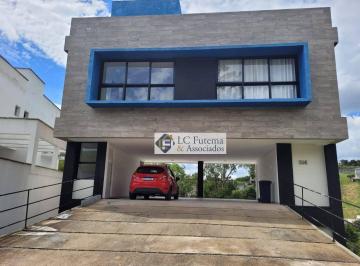 Casa · 350m² · 5 Quartos · 6 Vagas · Casa em Centro, Cotia/SP de 350m² 5 quartos à venda por R$ 1.390.000,00