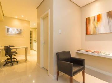 Comercial · 118m² · 3 Quartos · Sala/Conjunto à venda em Petrópolis, Porto Alegre.