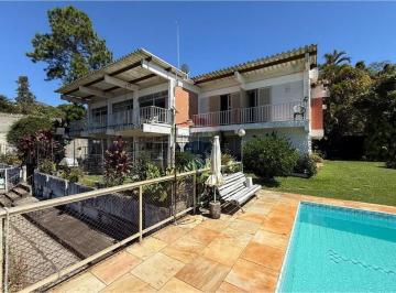 Casa · 448m² · 4 Quartos · 4 Vagas · Casa em Golfe, Teresópolis/RJ de 448m² 4 quartos à venda por R$ 1.390.000,00