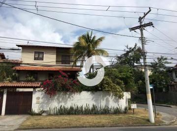Casa · 315m² · 4 Quartos · 3 Vagas · Casa em Piratininga, Niterói/RJ de 315m² 4 quartos à venda por R$ 1.399.000,00