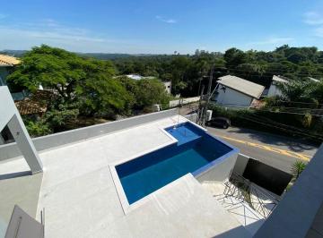 Casa · 300m² · 3 Quartos · 6 Vagas · Casa em Chácara Moinho Velho, Carapicuíba/SP de 300m² 3 quartos à venda por R$ 1.350.000,00