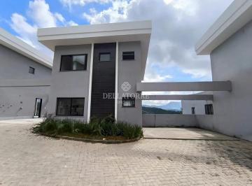 Casa · 178m² · 4 Quartos · 2 Vagas · Casa em Golfe, Teresópolis/RJ de 178m² 4 quartos à venda por R$ 1.350.000,00