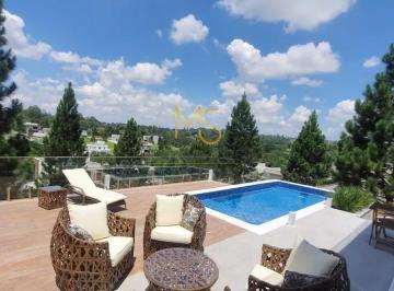 Casa · 353m² · 3 Quartos · 2 Vagas · Casa em Vila Caldas, Carapicuíba/SP de 353m² 3 quartos à venda por R$ 3.800.000,00