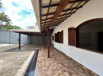 Casa de 4 quartos, Contagem · Casa em Fonte Grande, Contagem/MG de 245m² 4 quartos à venda por R$ 1.390.000,00