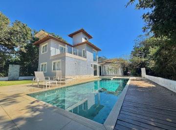Casa · 220m² · 5 Quartos · 4 Vagas · Casa em Manguinhos, Armação dos Búzios/RJ de 220m² 5 quartos à venda por R$ 3.390.000,00