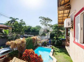Casa · 206m² · 3 Quartos · 3 Vagas · Casa em Itacoatiara, Niterói/RJ de 206m² 3 quartos à venda por R$ 3.500.000,00