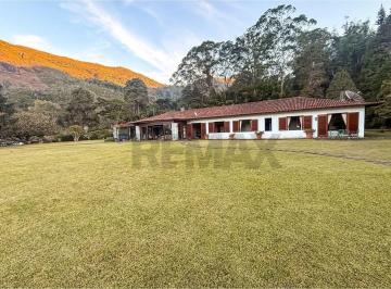 Casa · 512m² · 4 Quartos · Casa em Quebra Frascos, Teresópolis/RJ de 512m² 4 quartos à venda por R$ 3.600.000,00
