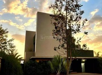 Casa · 215m² · 2 Quartos · 4 Vagas · Casa em Cidade Santos Dumont, Jundiaí/SP de 215m² 2 quartos à venda por R$ 3.500.000,00