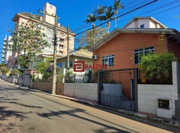 Casa · 410m² · 8 Quartos · 2 Vagas · Casa em Agronômica, Florianópolis/SC de 0m² 8 quartos à venda por R$ 3.500.000,00