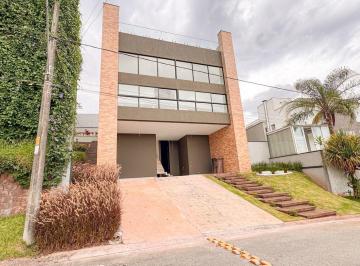 Casa · 520m² · 5 Quartos · 6 Vagas · Casa em Vila Caldas, Carapicuíba/SP de 520m² 5 quartos à venda por R$ 3.400.000,00