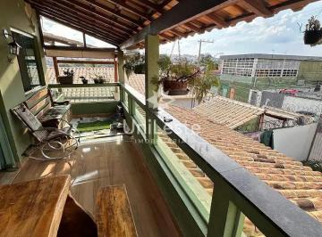 Casa de 3 quartos, Belo Horizonte · Casa para venda em Esplanada de 198.00m² com 3 Quartos, 1 Suite e 2 Garagens