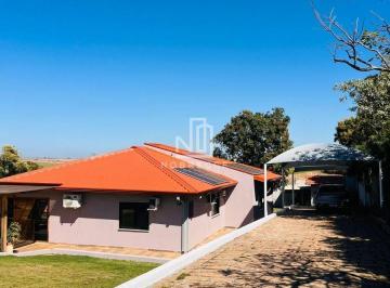 Rural · 200m² · 3 Quartos · 7 Vagas · Charmosa Chácara à venda no Vale das Laranjeiras - Indaiatuba/SP