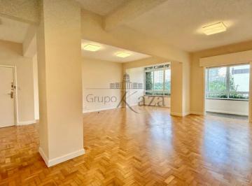 Apartamento · 149m² · 2 Quartos · 1 Vaga · Apartamento - Jardim Europa - 2 Dormitórios - 149m².