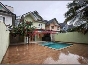 Casa · 200m² · 4 Quartos · 1 Vaga · Casa de condomínio para alugar com 200m², 4 quartos no Recreio dos Bandeirantes - Rio de Janeiro/RJ