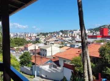Casa · 342m² · 4 Quartos · 5 Vagas · Residência com 4 dorm sendo 1 suíte, edícula com área gourmet, 5 vagas