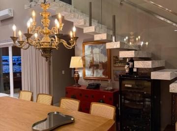 Casa · 334m² · 4 Quartos · 3 Vagas · Belíssima Casa em Alphaville Jacuhy!