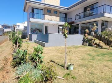 Casa de 4 quartos, Vespasiano · Casa a venda em condomínio Fechado, Vespasiano -MG