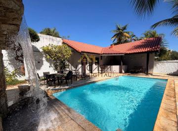Casa · 985m² · 4 Quartos · 4 Vagas · Casa de Alto Padrão com 4 Suítes, Elevador e Lazer Completo no Condomínio Classic Houses – Barra da