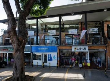 Comercial · 104m² · 1 Vaga · Loja na Rua Cerqueira Cesar, 60 - loja 3 • 104 m²