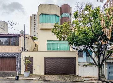Comercial · 500m² · 20 Quartos · Prédio comercial na Rua Emboaçava, 163 • 500 m²