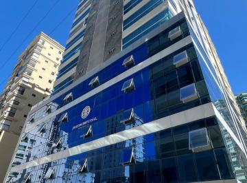 Apartamento · 3 Quartos · Apartamento à venda - em Meia Praia