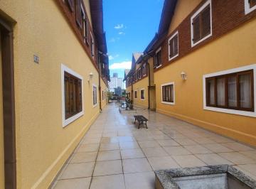 Casa de 3 quartos, São Paulo · Casa de 230 m² com 3 quartos para alugar em Vila Gomes.FL29