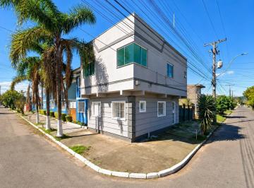 Casa · 125m² · 1 Quarto · Prédio Comercial em Hípica