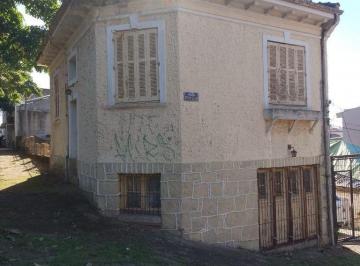 Casa · 120m² · 2 Quartos · 1 Vaga · Casa em Santo Antônio