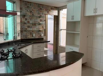 Casa · 343m² · 4 Quartos · Sobrado para Locação - Jardins Madri | Goiânia - GO