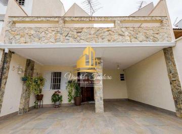 181701ce093308088e818d825fd056.jpeg · Maravilhosa Casa à venda,com 3 quartos 2 suítes, ampla varanda 195m² no Condomínio Residencial Benja