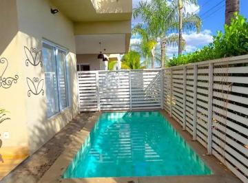 Casa · 240m² · 4 Quartos · 2 Vagas · Casa Térrea para Venda - Jardins Lisboa | Goiânia/GO