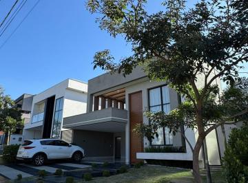Casa · 167m² · 3 Quartos · 4 Vagas · Casa Alto Padrão à Venda - Condomínio Parqville Pinheiros | Goiânia - GO