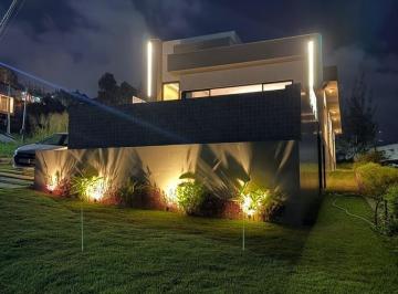 Casa · 200m² · 4 Quartos · 4 Vagas · CASA EM CONDOMINIO EM GRAVATA - PE