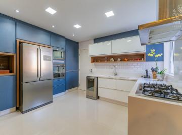 Apartamento · 134m² · 4 Quartos · 2 Vagas · Apartamento no Brickel Key, 04 Suítes, 02 Vagas, Churrasqueira, Alto da XV, Curitiba.