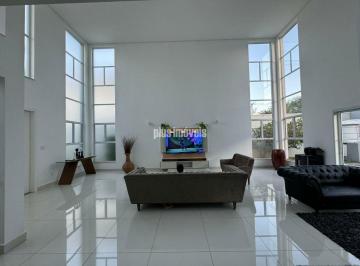Casa · 530m² · 5 Quartos · 6 Vagas · Casa Condomínio Alto Padrão -Taubaté