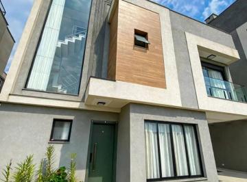 Lindíssimo Sobrado no Bairro Portão  · Sobrado Lindíssimo com 3 dormitórios ( 01 suíte) à venda, 128 m² por R$ 1.250.000 - Portão - Curitib