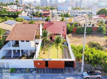 Imagem · Casa à venda no De Lourdes, Fortaleza, 266 m² construídos, 4 quartos e 2 suítes